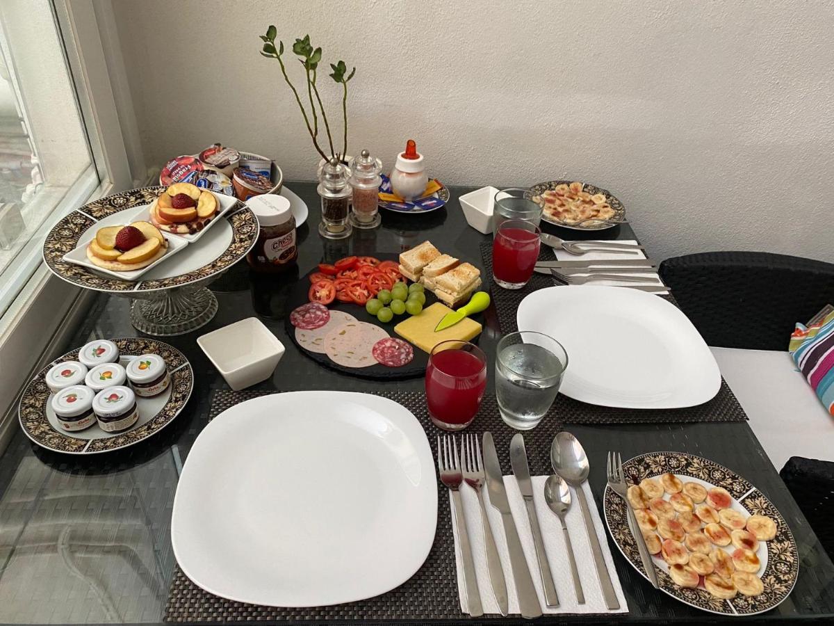 Escape To St Julians Bed & Breakfast Saint Julian's ภายนอก รูปภาพ
