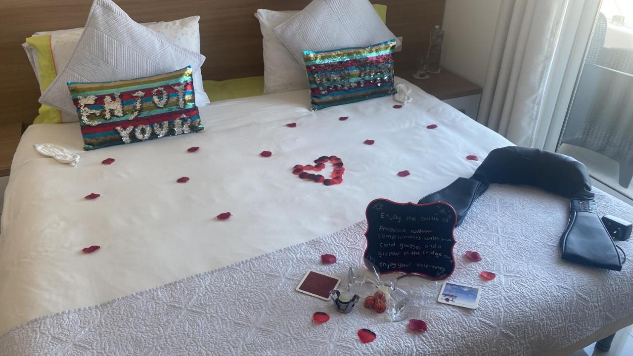 Escape To St Julians Bed & Breakfast Saint Julian's ภายนอก รูปภาพ