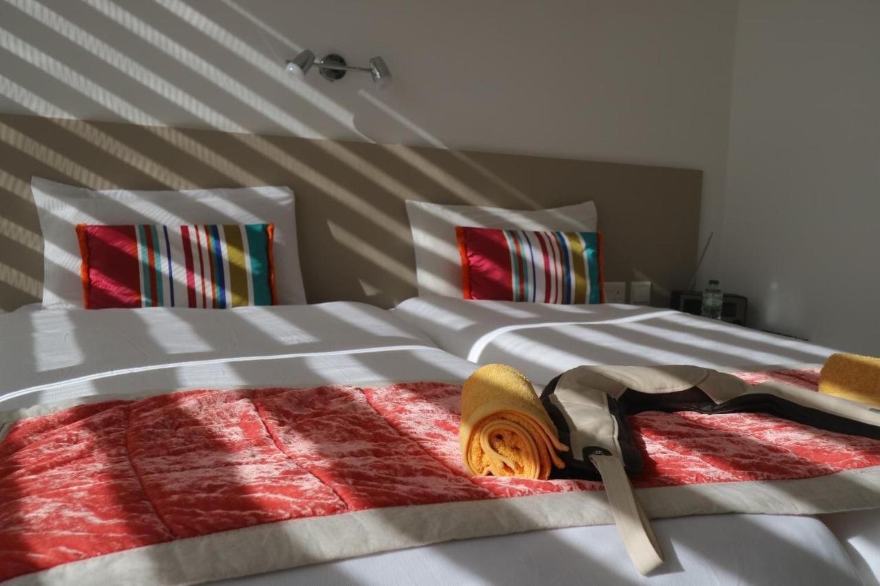 Escape To St Julians Bed & Breakfast Saint Julian's ภายนอก รูปภาพ