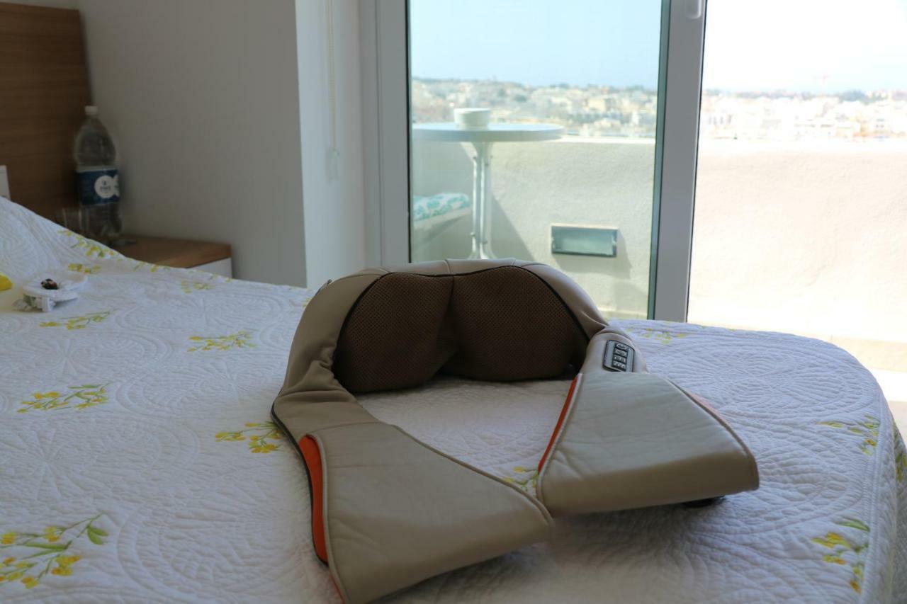 Escape To St Julians Bed & Breakfast Saint Julian's ภายนอก รูปภาพ