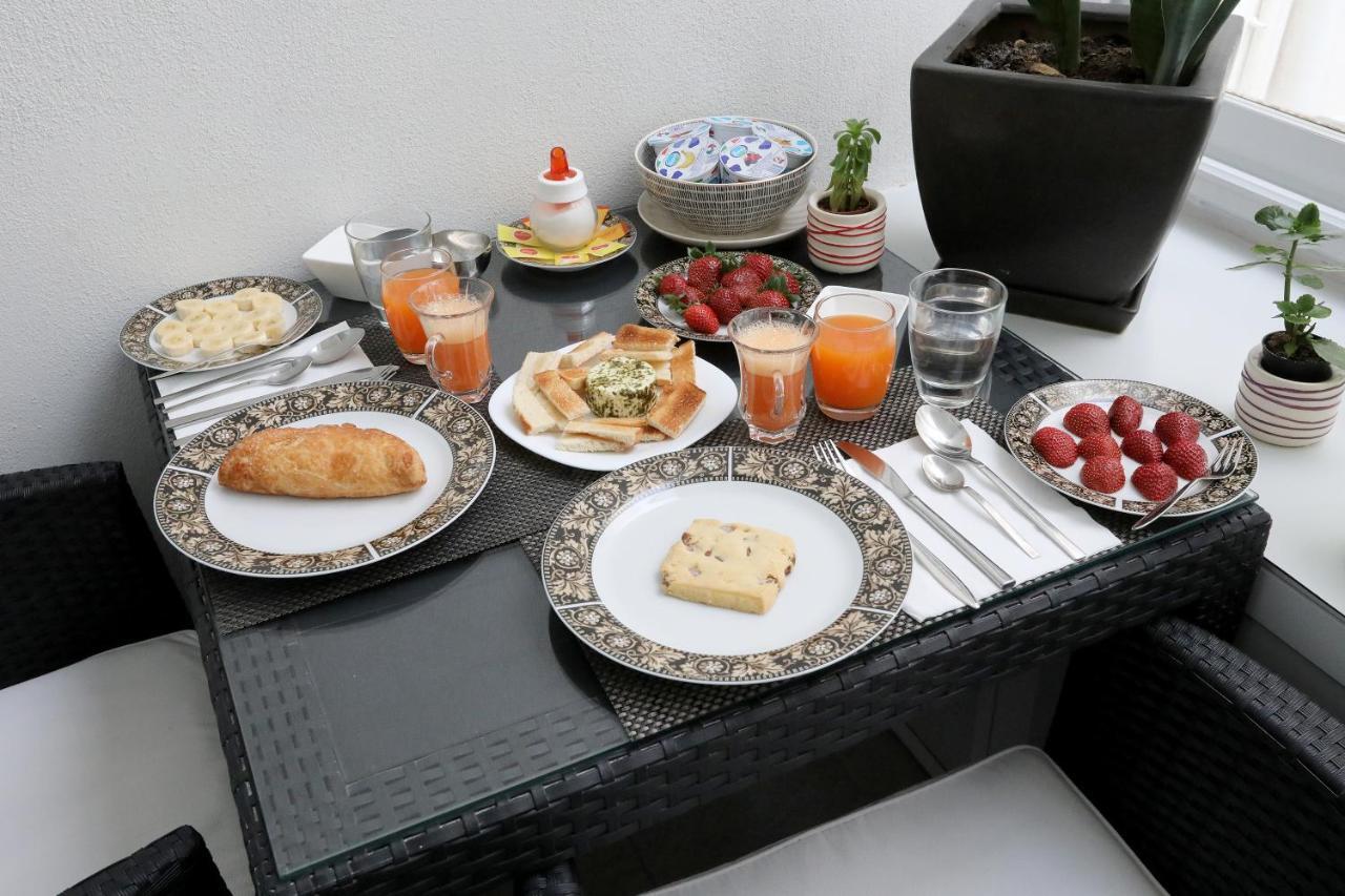 Escape To St Julians Bed & Breakfast Saint Julian's ภายนอก รูปภาพ